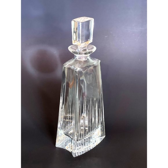 Crystal Liquor Decanter and Stopper Vintage Glass 12" x 4.5" 24 oz - Picture 3 of 9